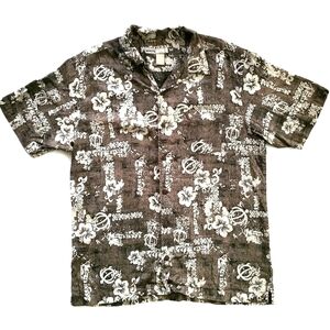 𝅺3/$20 White Sierra Hawaiian Style Button-Up Shirt